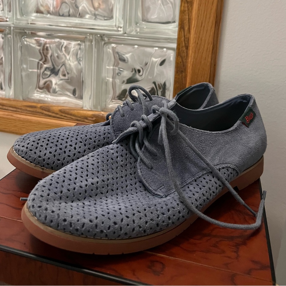 G.H. Bass & Co. Gray Suede Perforated Lace-Up Oxfords